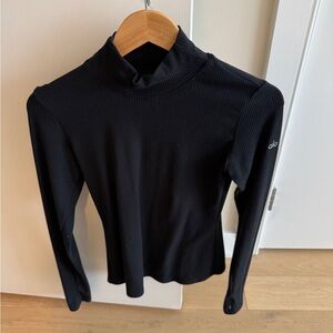 ALO Yoga Ribbed Long Sleeve Turtleneck